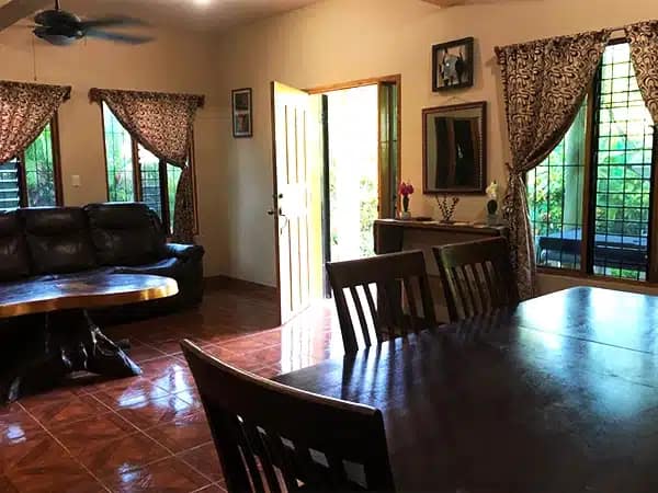 casa aloha living room