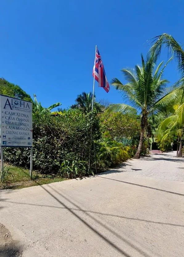 Aloha_location_about_us_neighborhood aloha location guiones