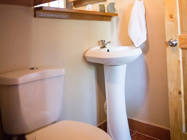 Kahala Bathrooms cabinas kahala nosara