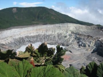 costa rica carbon free