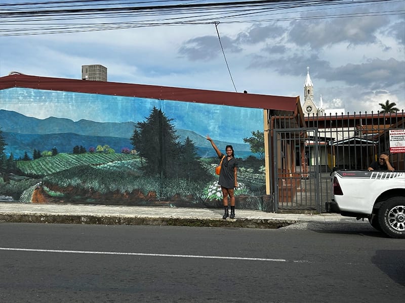 spanish students exploring heredia city"