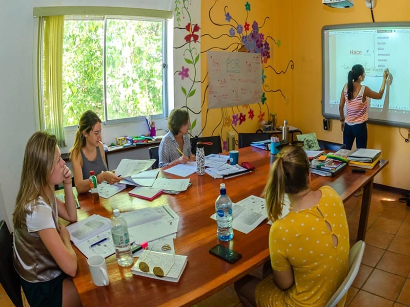 beach spanish classes in costa rica"